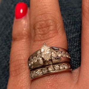 14KT White Gold Bridal Set